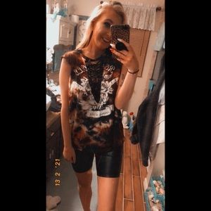 Bleached graphic sleeveless tank.